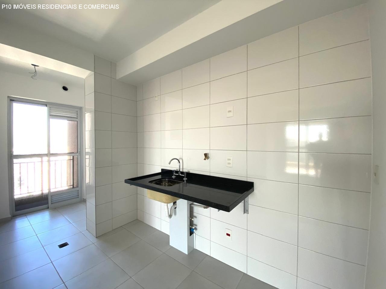 Apartamento à venda com 3 quartos, 75m² - Foto 7