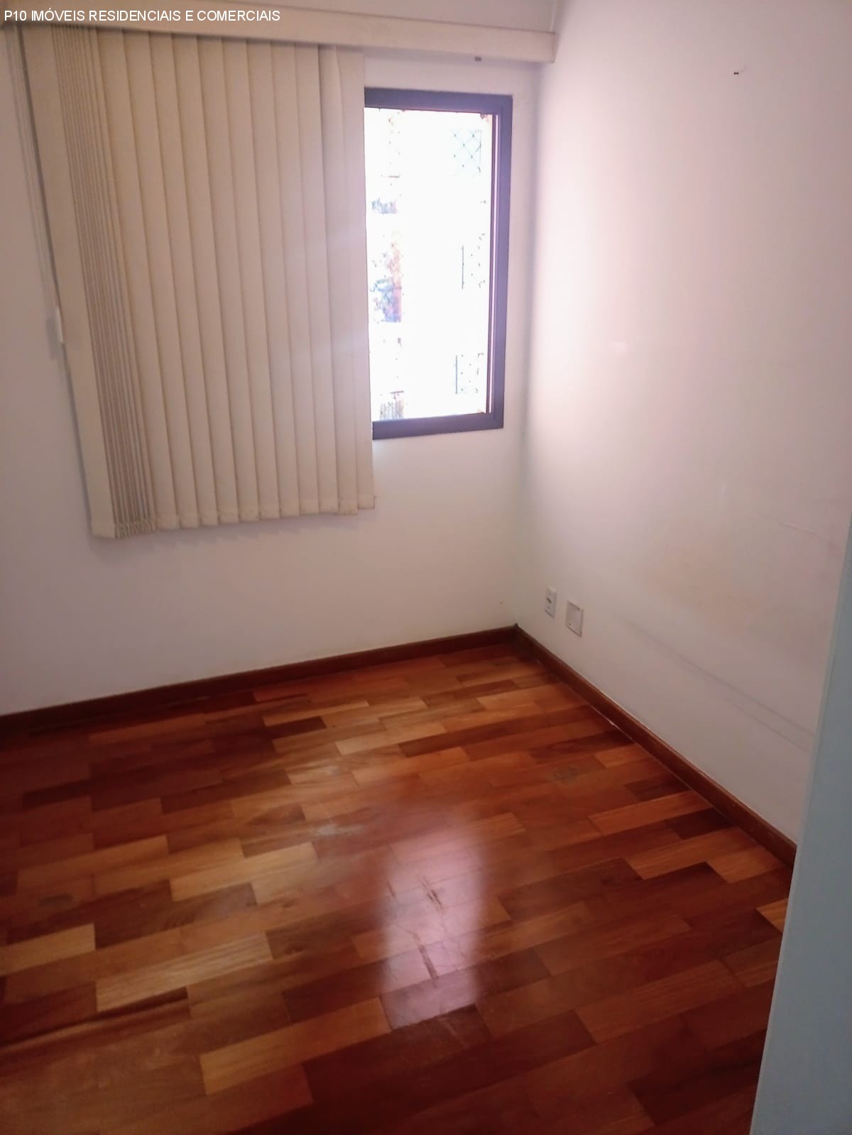 Apartamento à venda com 3 quartos, 75m² - Foto 10