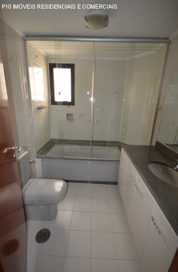 Apartamento à venda com 4 quartos, 196m² - Foto 15