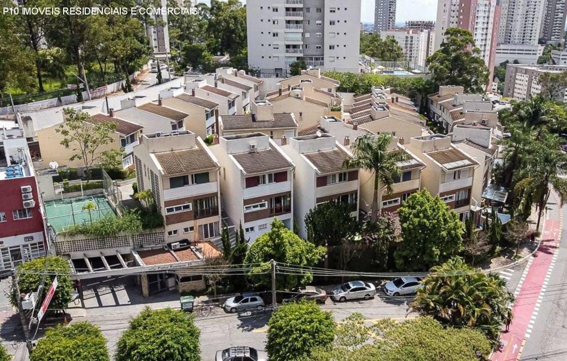 Casa de Condomínio à venda com 4 quartos, 306m² - Foto 33