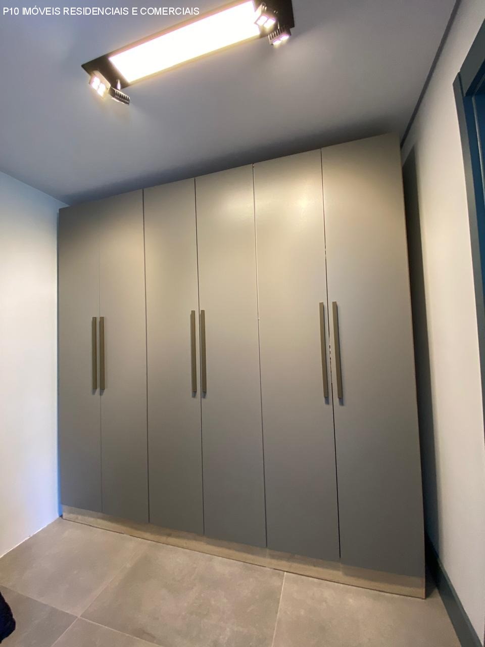 Apartamento à venda com 2 quartos, 127m² - Foto 13