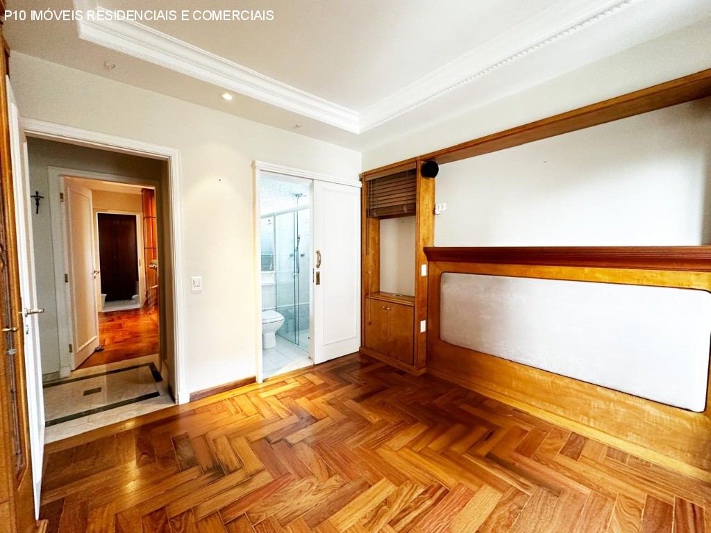 Apartamento à venda com 3 quartos, 138m² - Foto 5