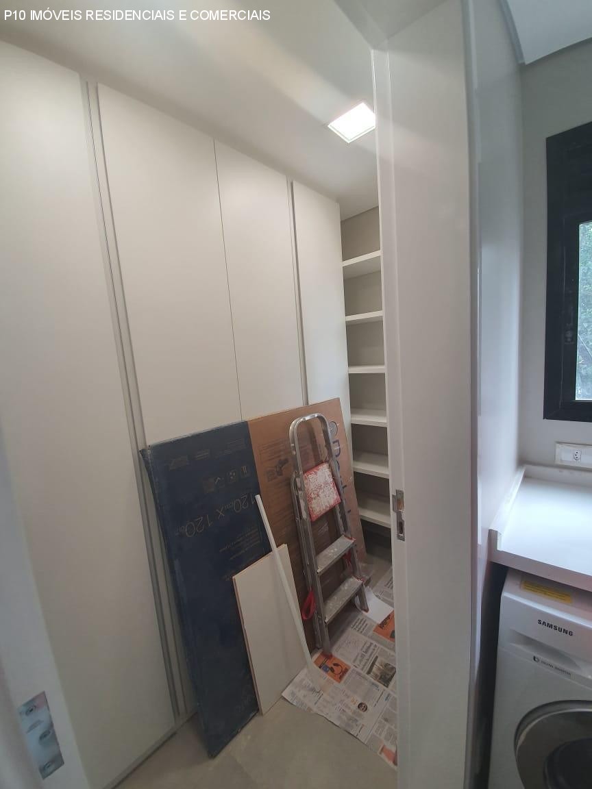 Apartamento à venda com 2 quartos, 70m² - Foto 4