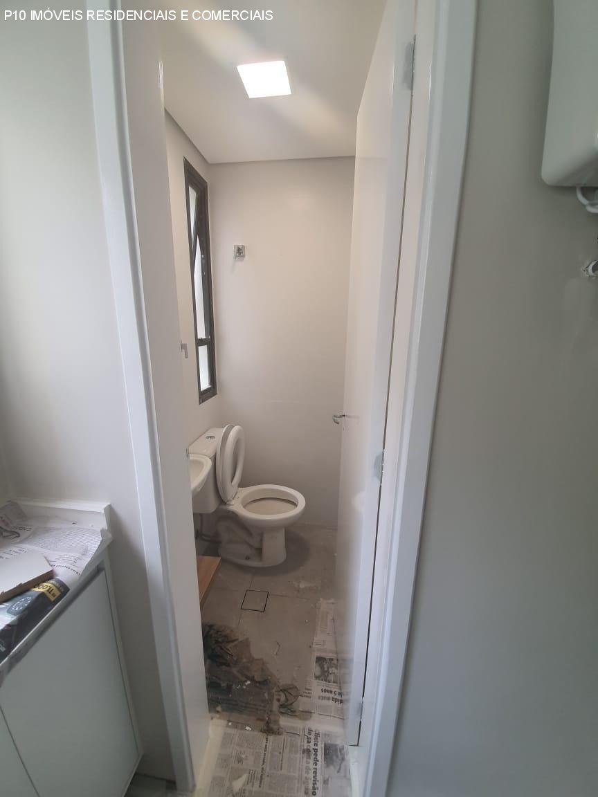 Apartamento à venda com 2 quartos, 70m² - Foto 12