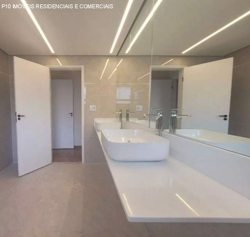 Apartamento à venda com 3 quartos, 237m² - Foto 16