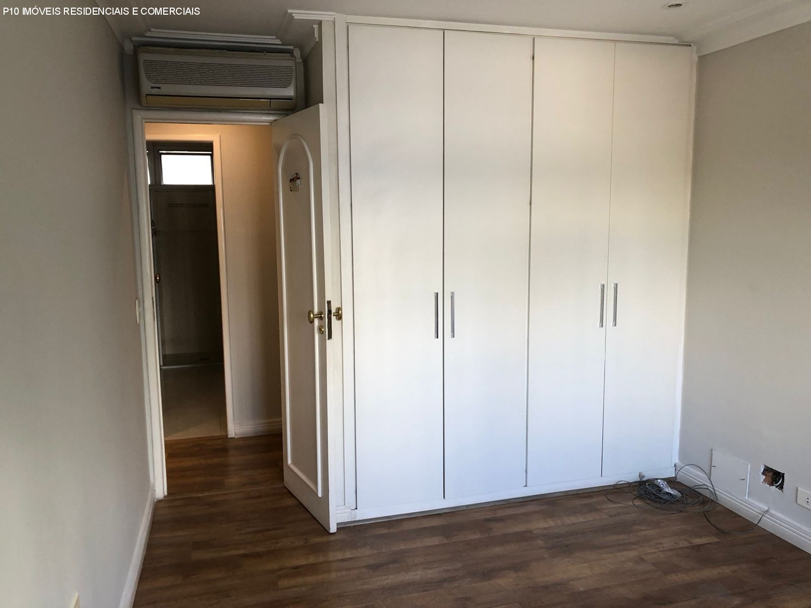 Apartamento à venda com 3 quartos, 200m² - Foto 10