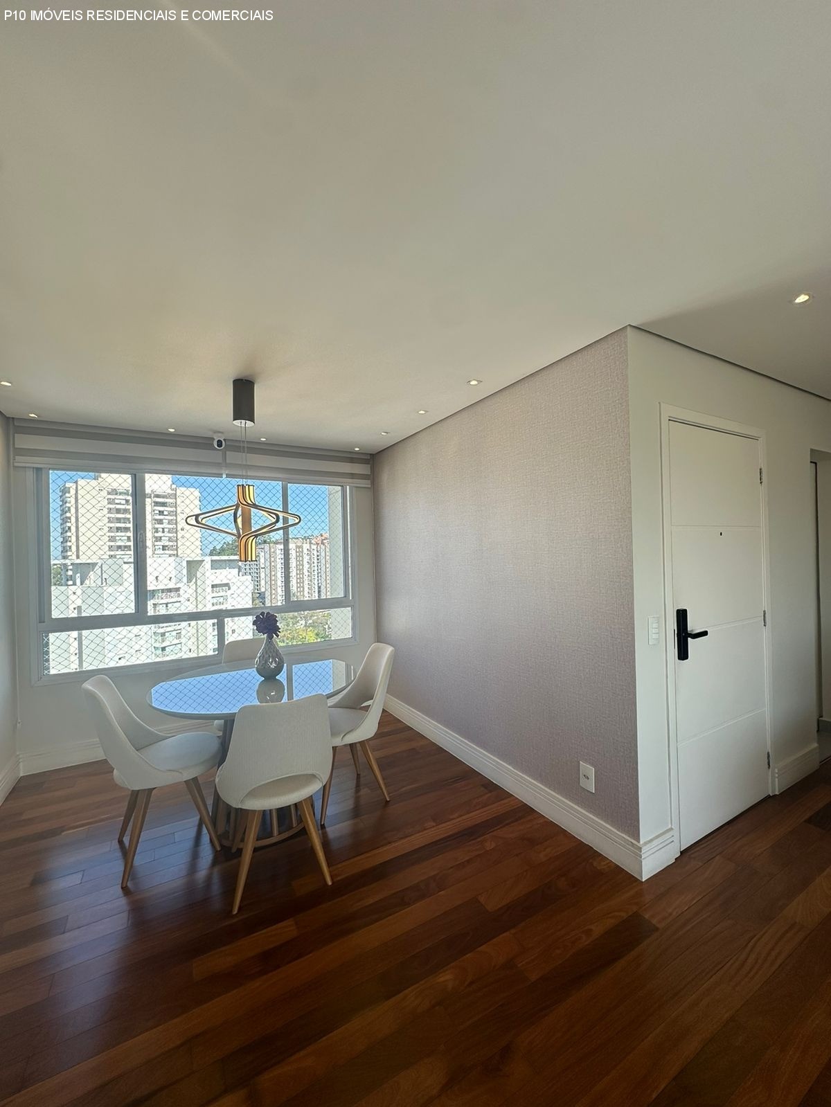 Apartamento à venda com 3 quartos, 138m² - Foto 4