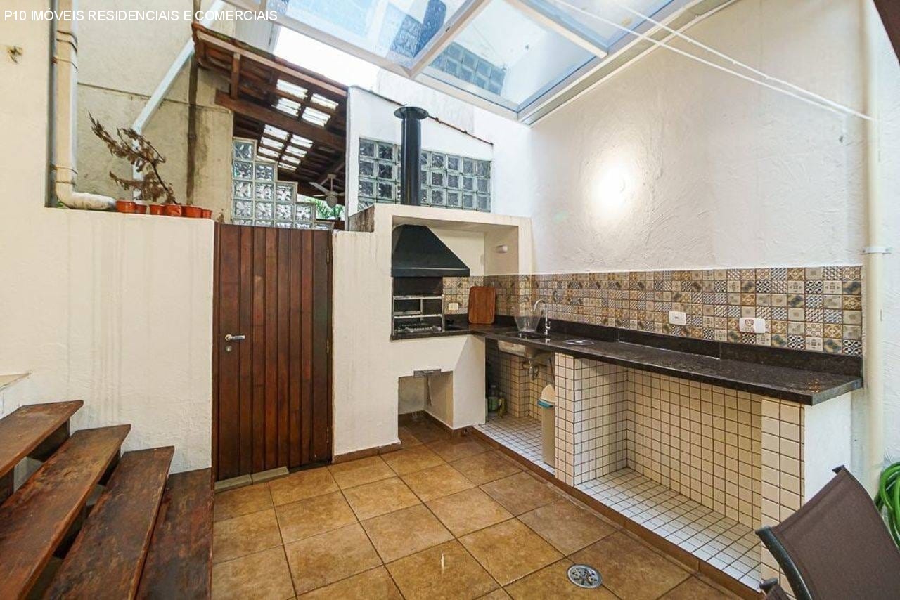 Casa de Condomínio à venda com 4 quartos, 306m² - Foto 11