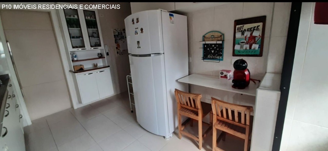 Apartamento à venda com 3 quartos, 128m² - Foto 8