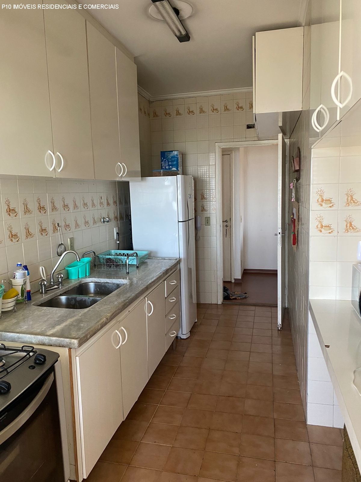 Apartamento à venda com 2 quartos, 70m² - Foto 11