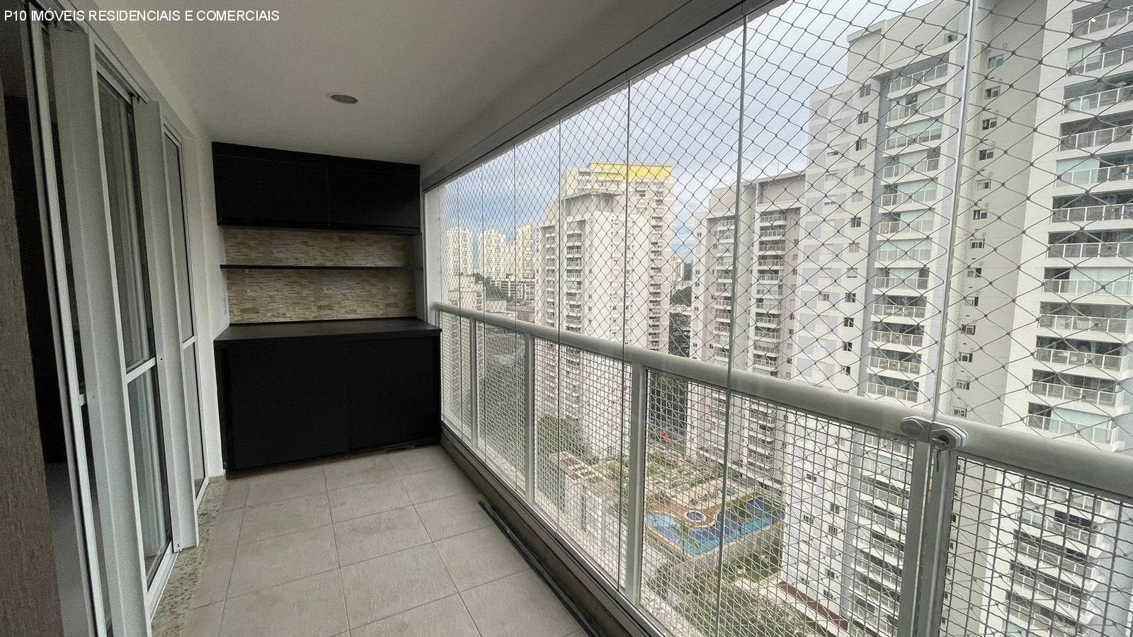 Apartamento à venda com 2 quartos, 66m² - Foto 1