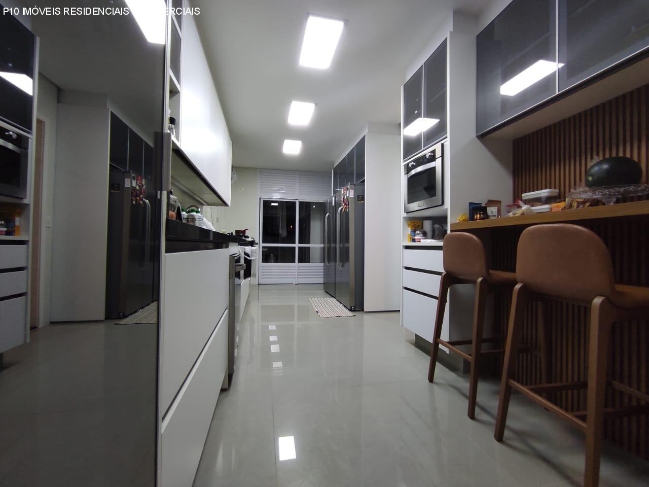 Apartamento à venda com 3 quartos, 281m² - Foto 15