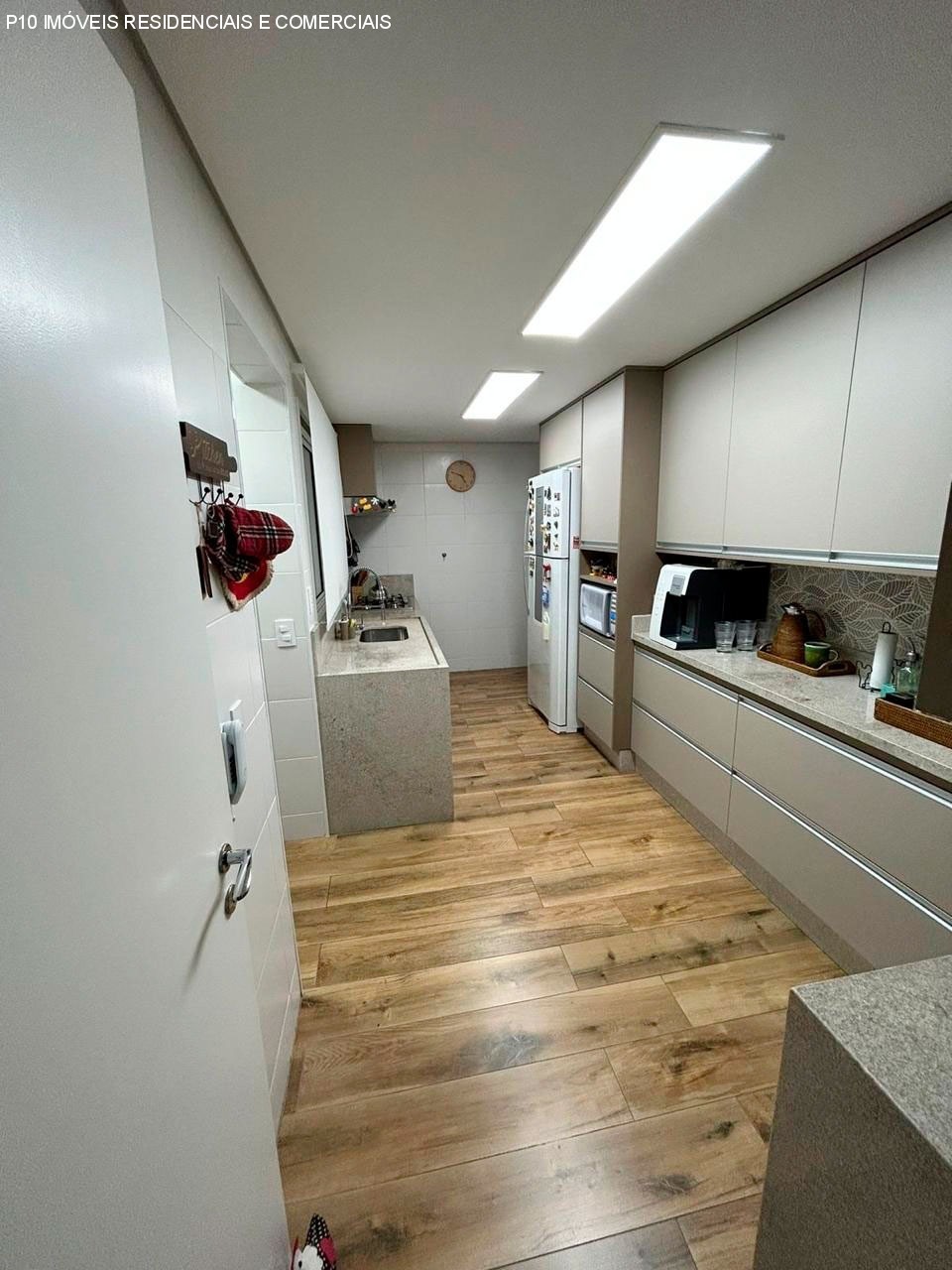 Apartamento à venda com 3 quartos, 127m² - Foto 33