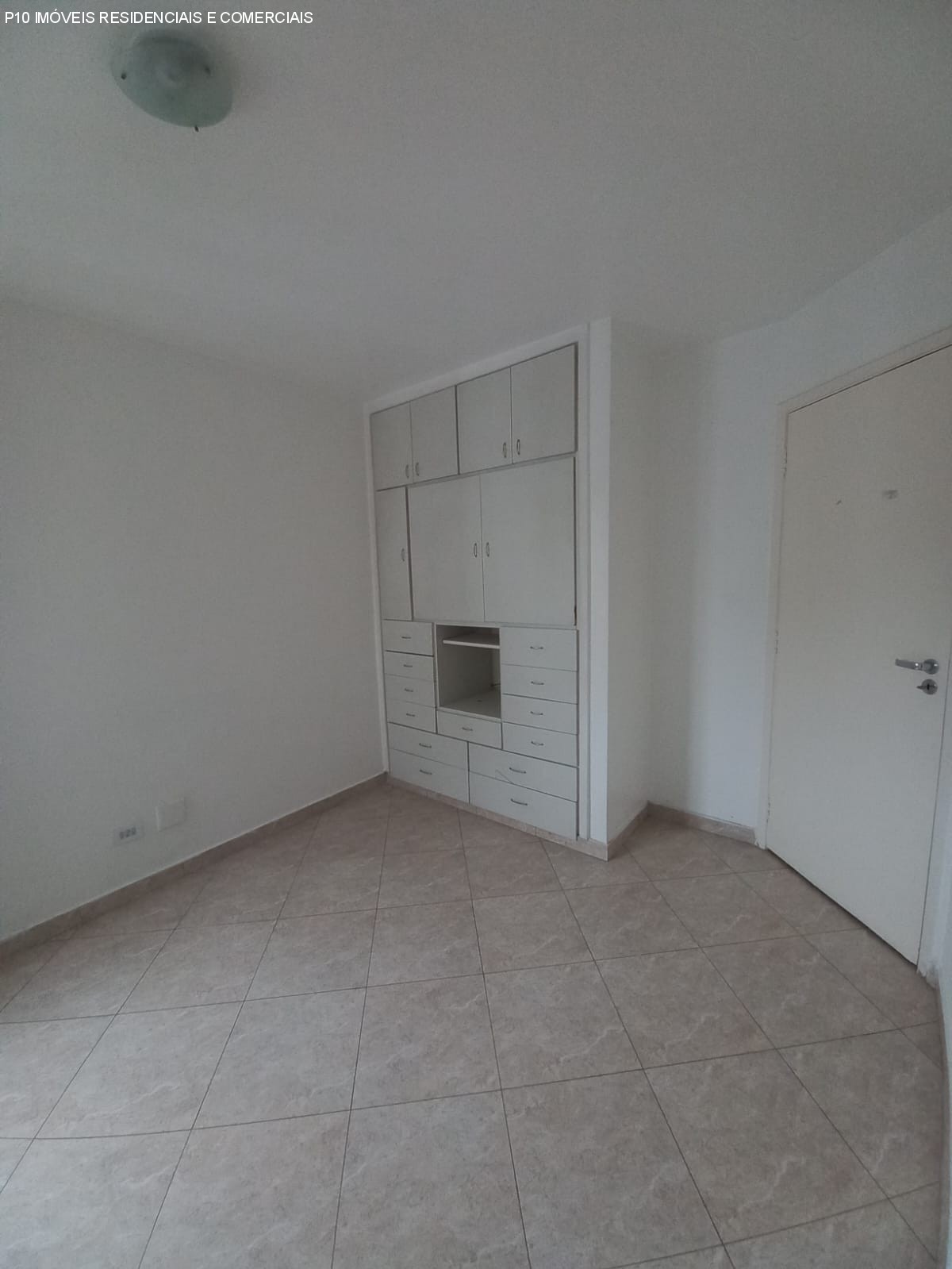 Apartamento à venda com 3 quartos, 117m² - Foto 10