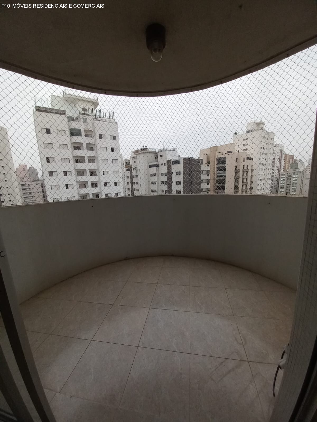 Apartamento à venda com 3 quartos, 117m² - Foto 1