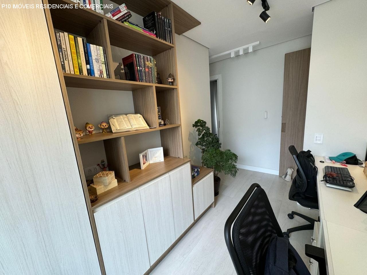 Apartamento à venda com 4 quartos, 113m² - Foto 10