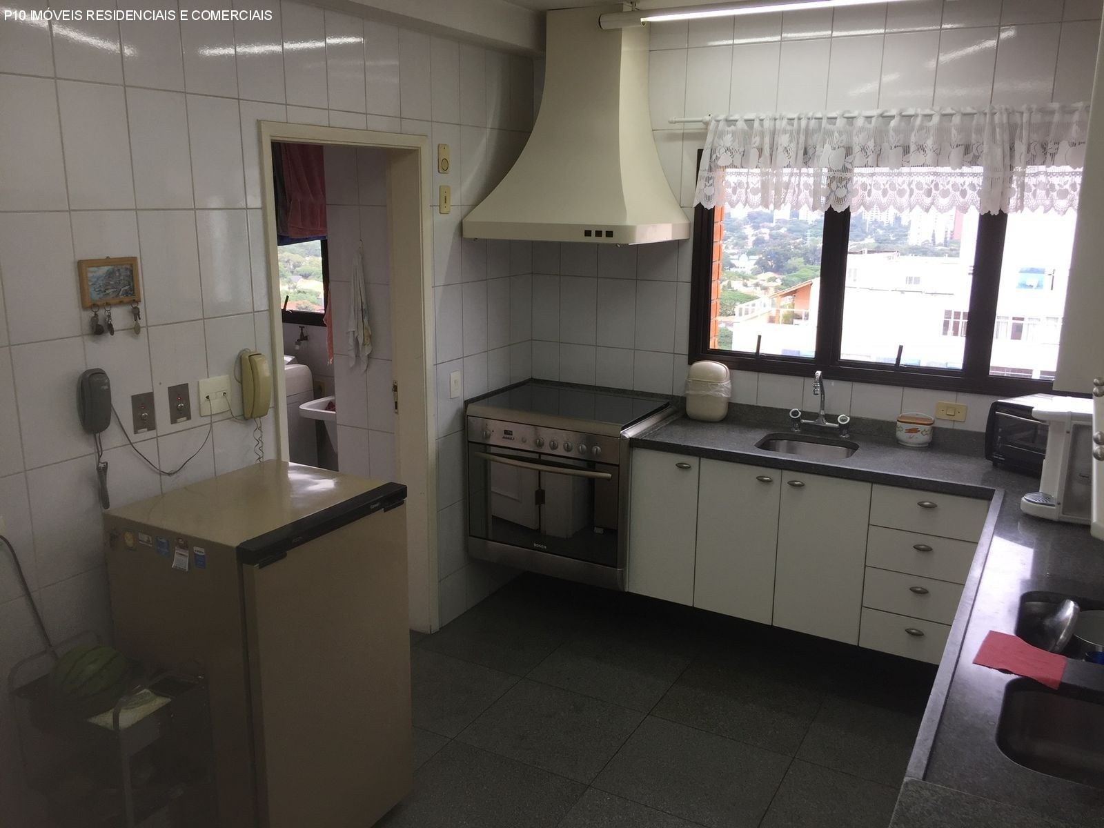 Apartamento à venda com 4 quartos, 200m² - Foto 8