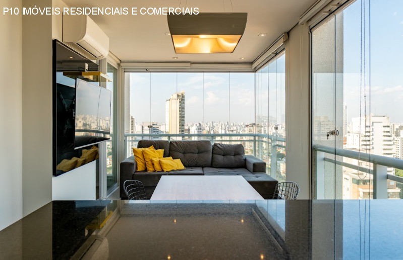 Apartamento à venda com 2 quartos, 70m² - Foto 1