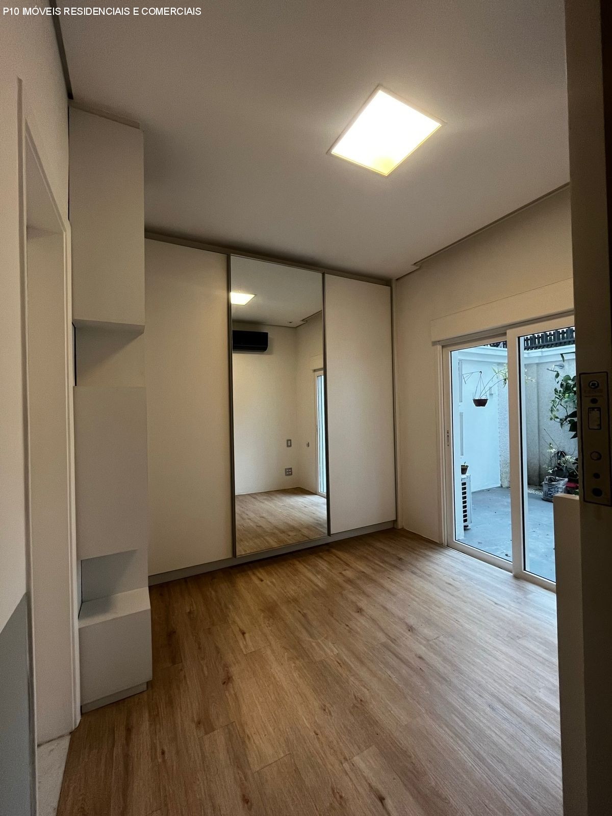 Apartamento à venda com 2 quartos, 83m² - Foto 3