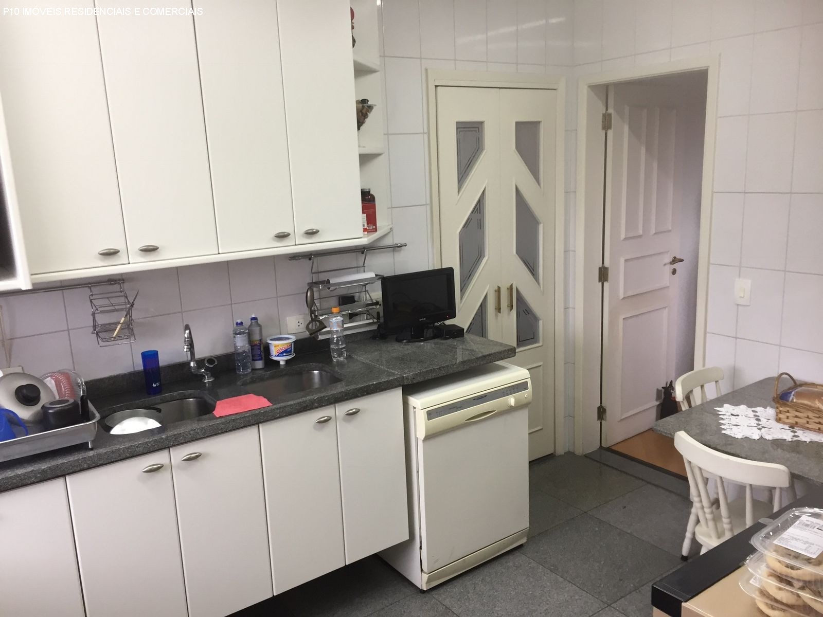 Apartamento à venda com 4 quartos, 200m² - Foto 22