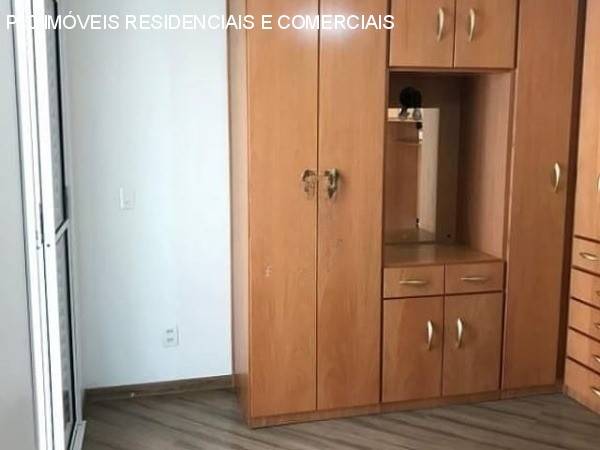 Apartamento à venda com 3 quartos, 76m² - Foto 19