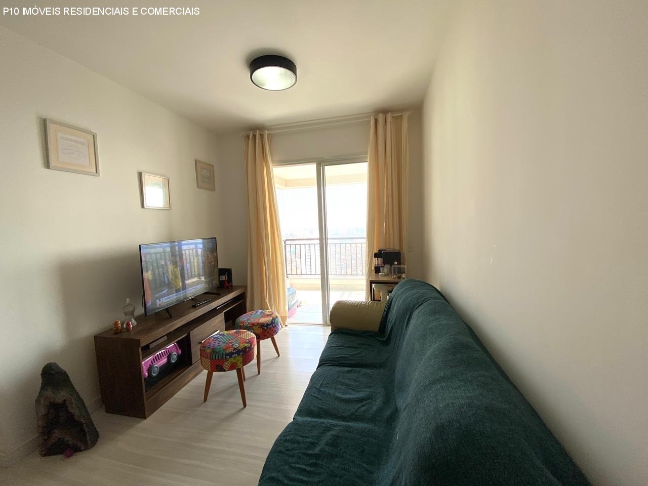 Apartamento à venda com 2 quartos, 69m² - Foto 4