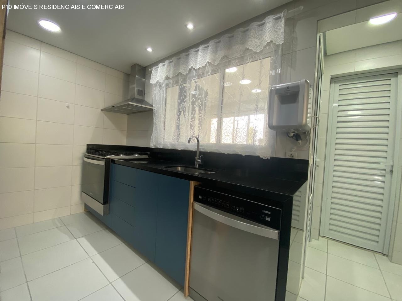 Apartamento à venda com 3 quartos, 137m² - Foto 13