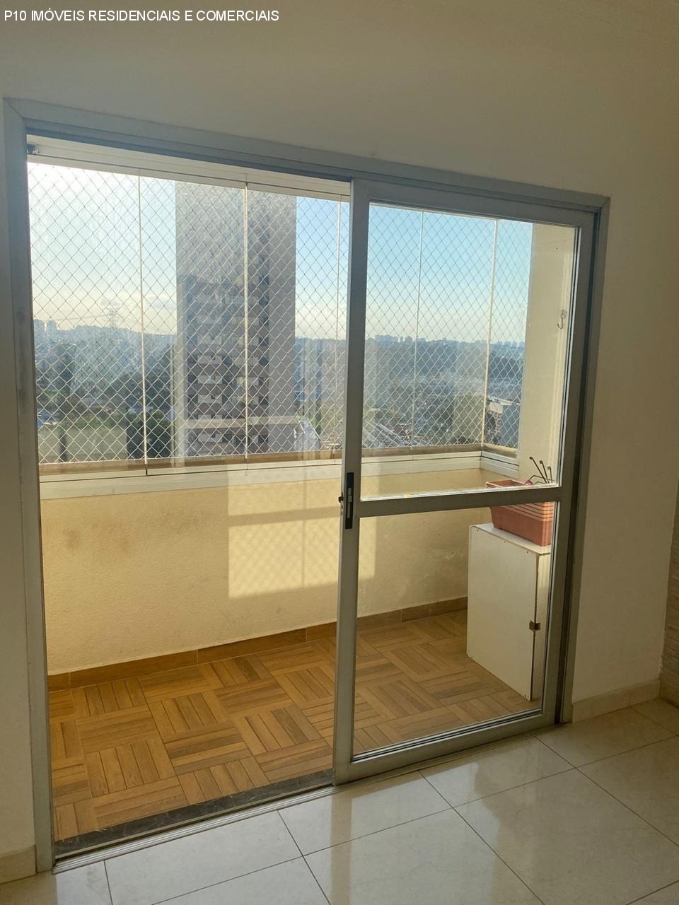 Apartamento à venda com 2 quartos, 70m² - Foto 4