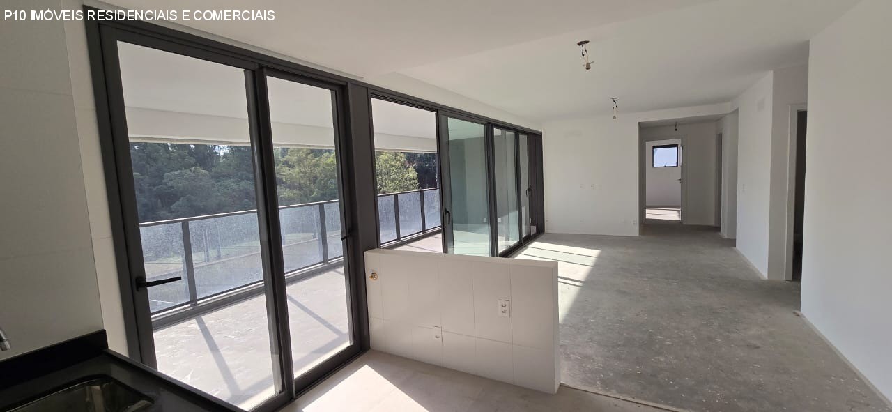 Apartamento à venda com 3 quartos, 142m² - Foto 6