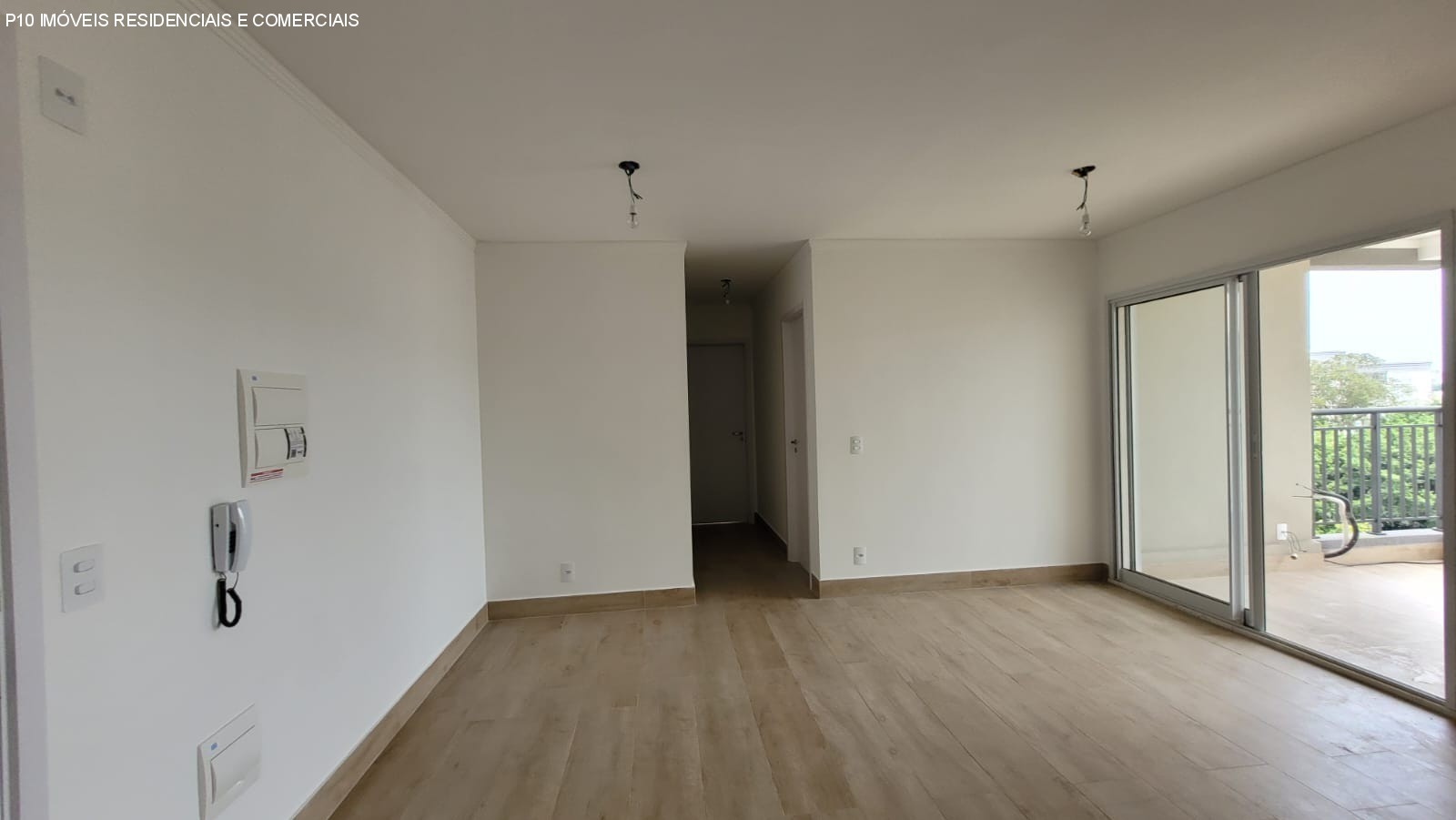 Apartamento à venda com 2 quartos, 66m² - Foto 2