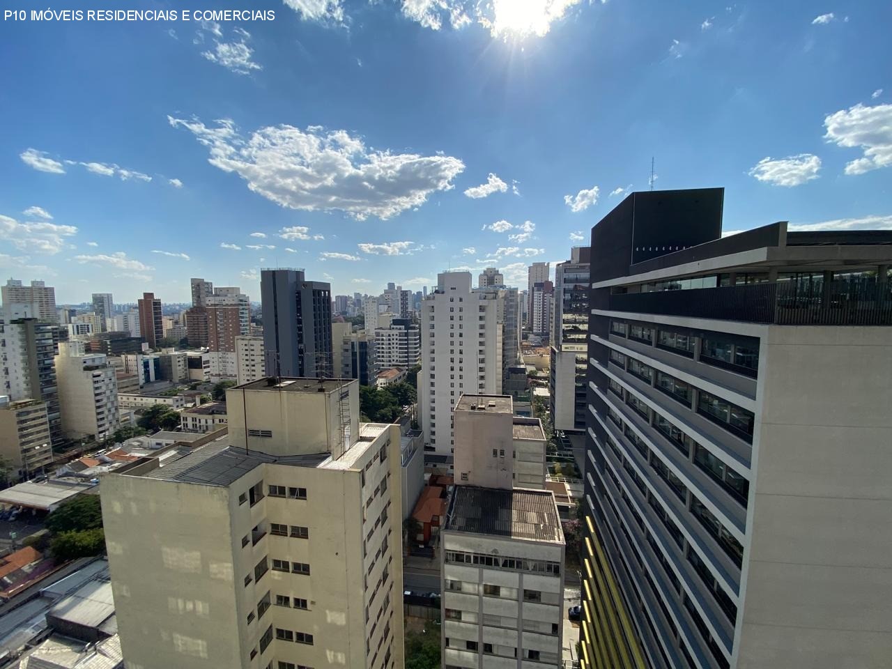 Apartamento à venda com 3 quartos, 170m² - Foto 4