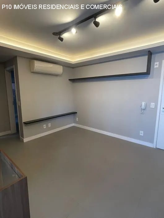 Apartamento à venda com 2 quartos, 57m² - Foto 19