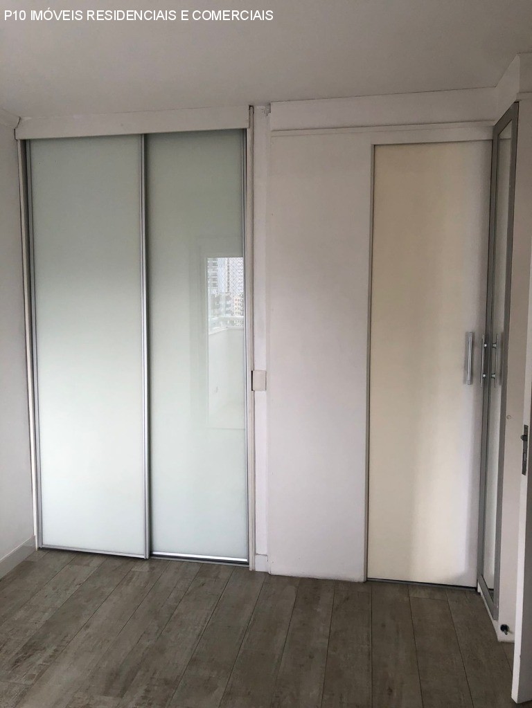 Apartamento à venda com 3 quartos, 113m² - Foto 19