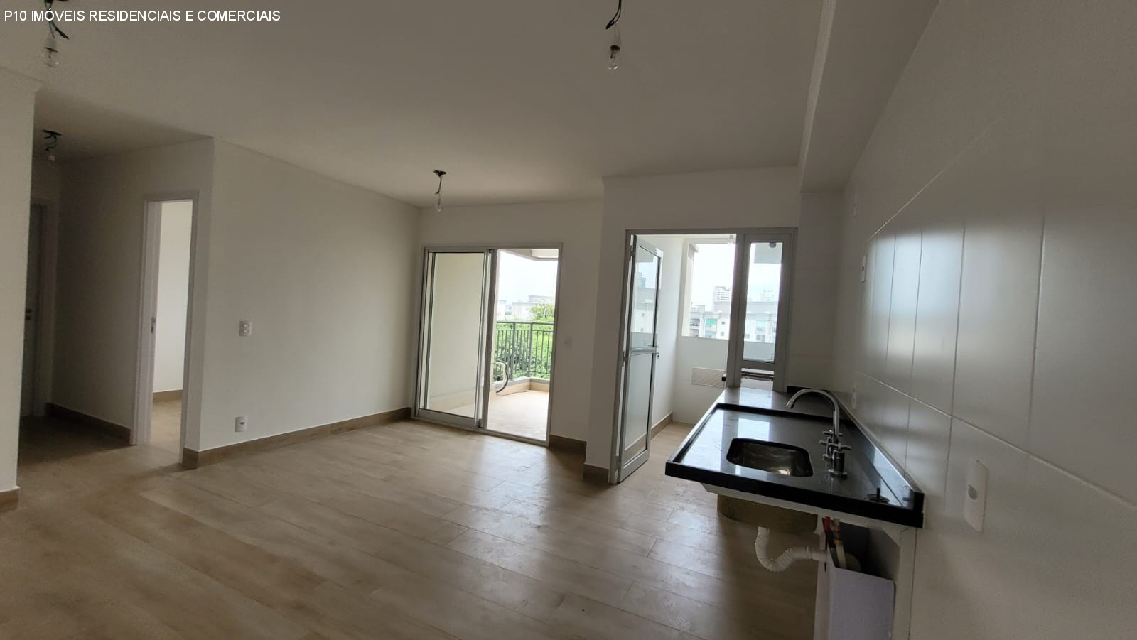 Apartamento à venda com 2 quartos, 66m² - Foto 4