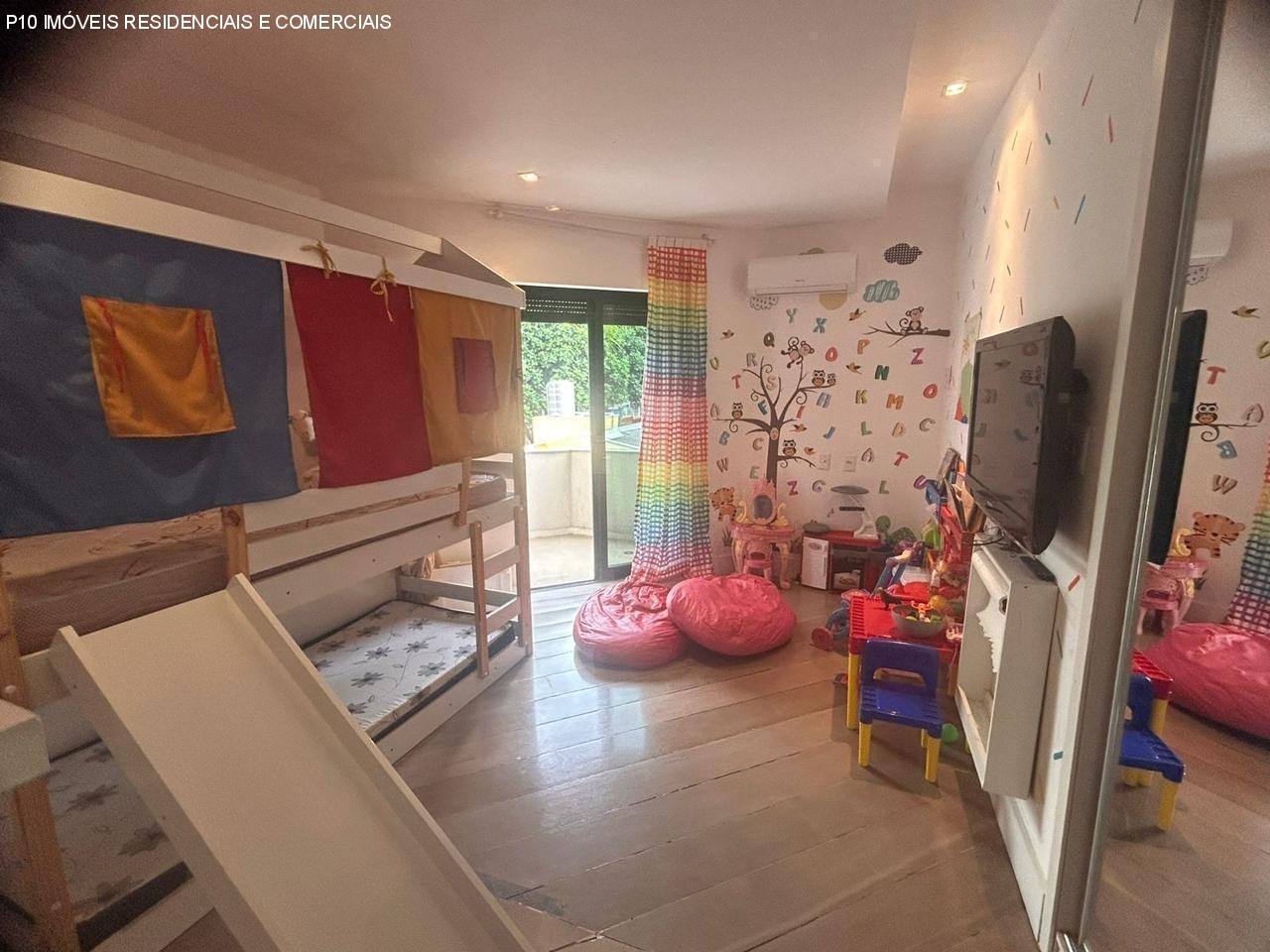 Apartamento à venda com 4 quartos, 220m² - Foto 15