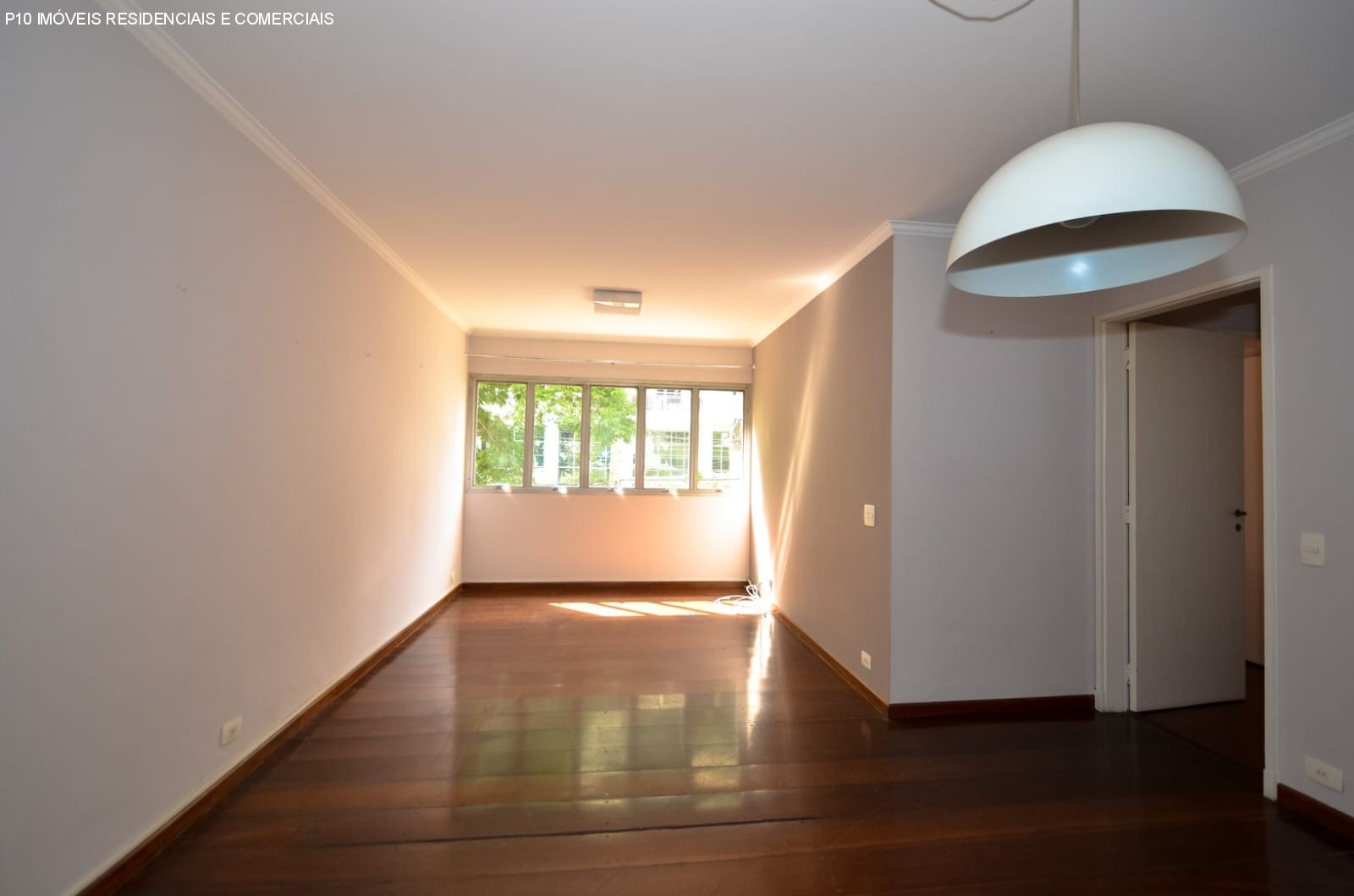 Apartamento à venda com 3 quartos, 95m² - Foto 1