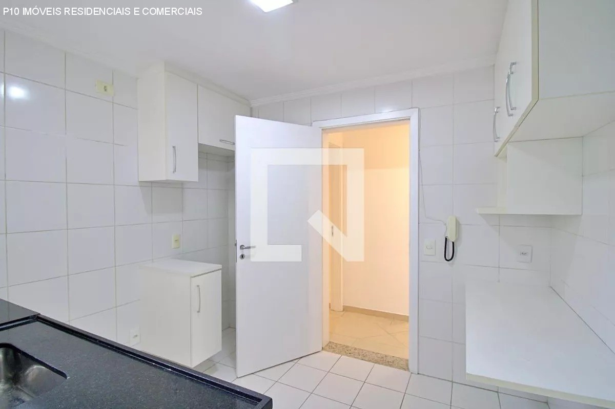 Apartamento à venda com 3 quartos, 107m² - Foto 8