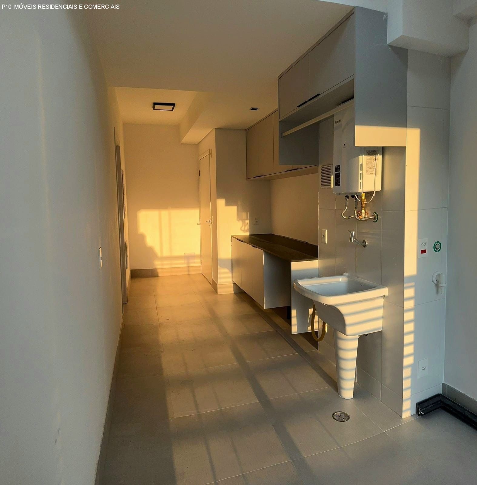 Apartamento à venda com 3 quartos, 142m² - Foto 6