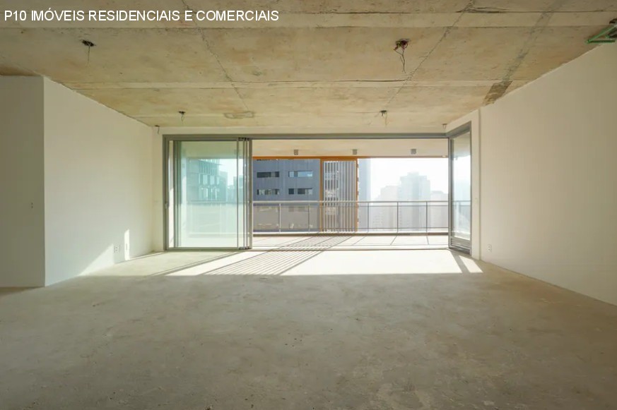 Apartamento à venda com 3 quartos, 197m² - Foto 4