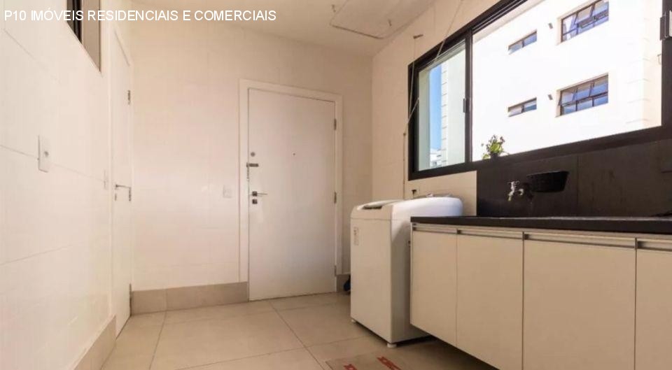 Apartamento à venda com 4 quartos, 220m² - Foto 32