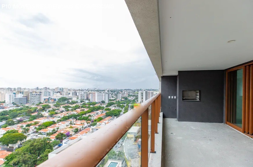 Apartamento à venda com 3 quartos, 145m² - Foto 1