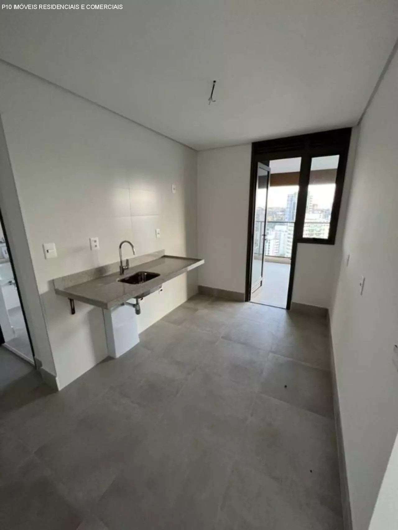 Apartamento à venda com 3 quartos, 143m² - Foto 6