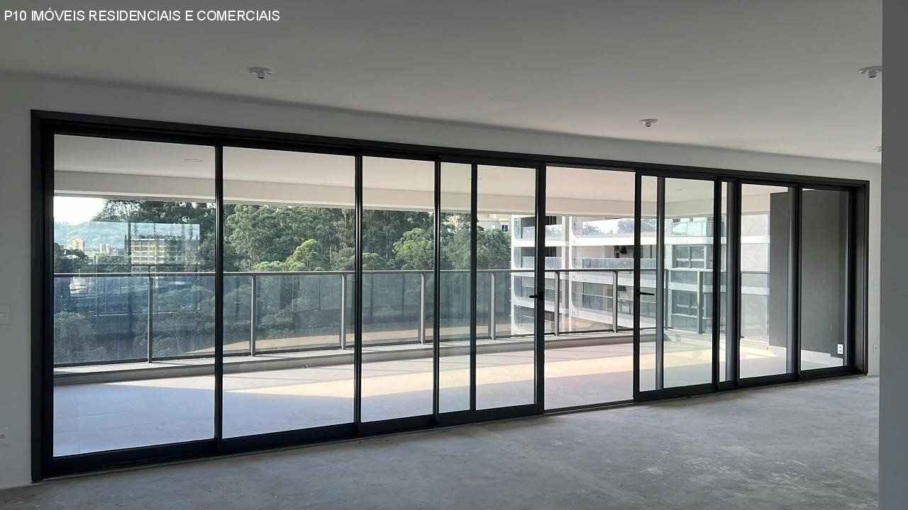 Apartamento à venda com 3 quartos, 265m² - Foto 1