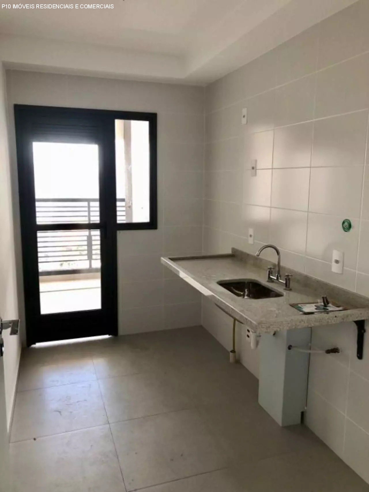 Apartamento à venda com 3 quartos, 84m² - Foto 10