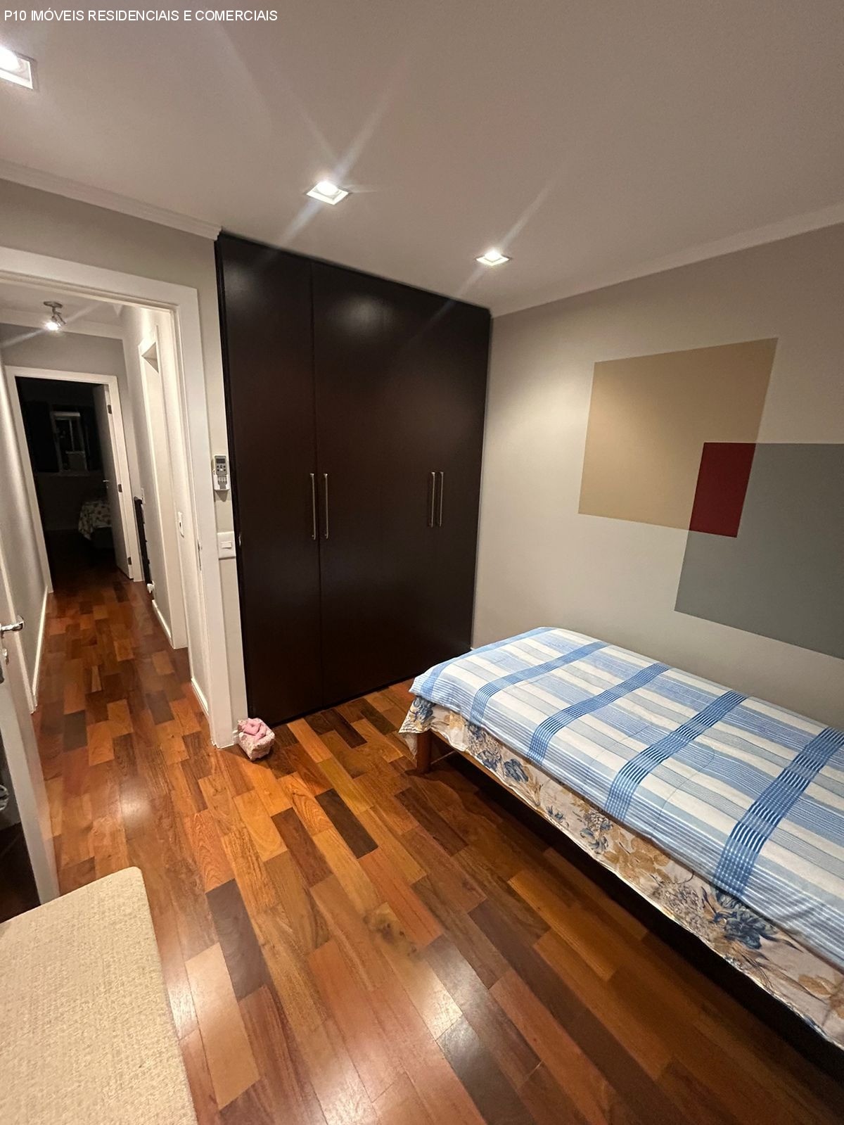 Casa de Condomínio à venda com 4 quartos, 270m² - Foto 18