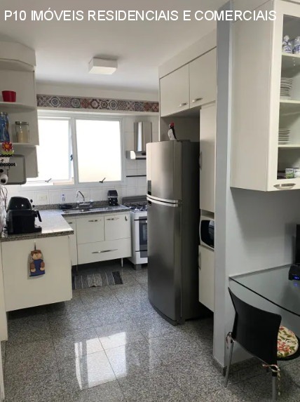 Apartamento à venda com 4 quartos, 144m² - Foto 9