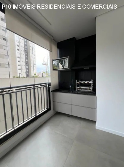 Apartamento à venda com 2 quartos, 62m² - Foto 1