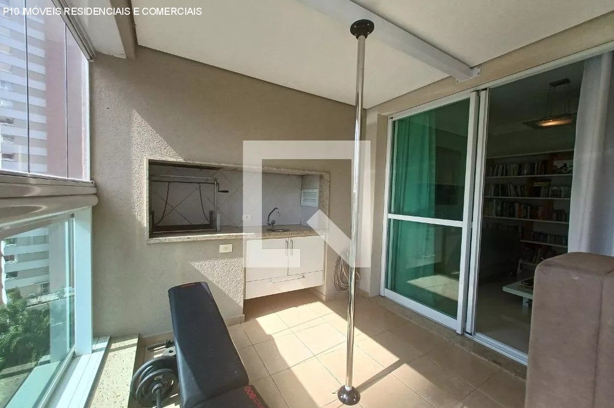 Apartamento à venda com 3 quartos, 193m² - Foto 3