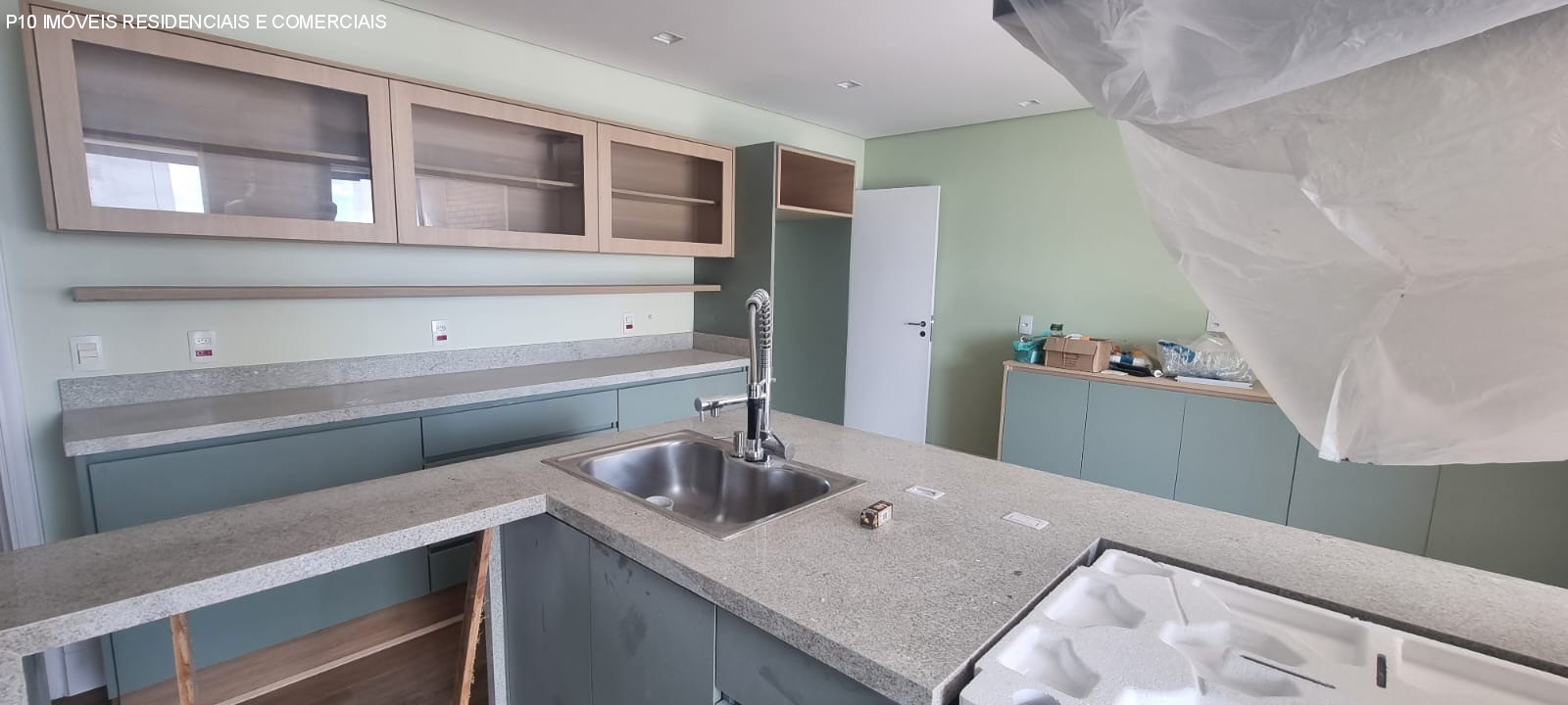 Apartamento à venda com 4 quartos, 195m² - Foto 13