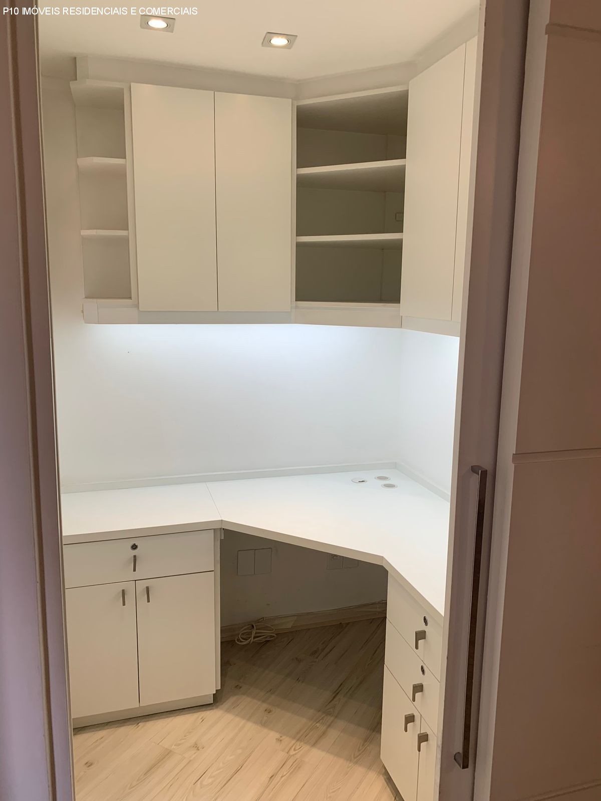 Apartamento à venda com 4 quartos, 142m² - Foto 35